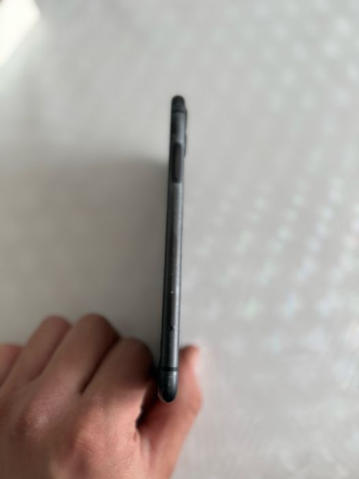 Айфон 11 продам