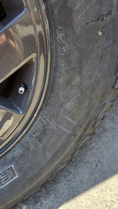 Резина Maxxis Bighorn 285/75/16