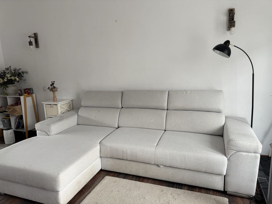 Canapea extensibila in conditii foarte bune
