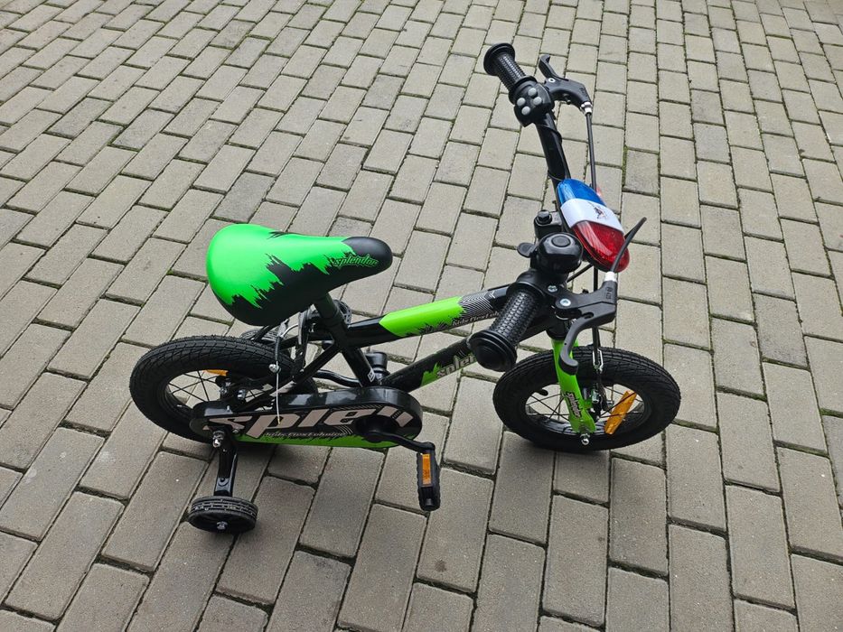 Vand  bicicleta pentru copii