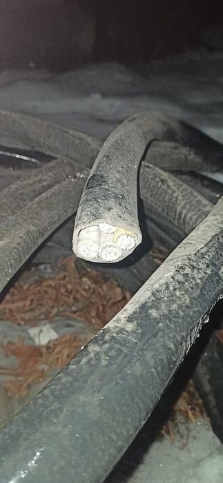 Продам кабель 5 на 120 абшв алюминий