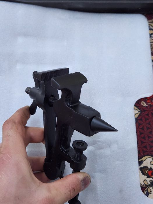 Zargarlar uchun tiski