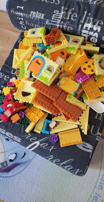 Продавам детски конструктор без кутия