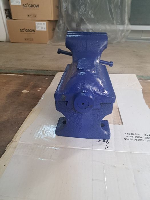 Продавам менгеме