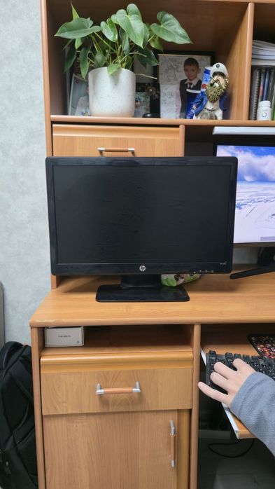 Монитор HP 2211х