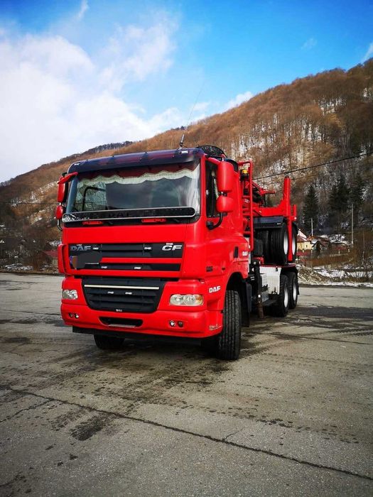Balena Daf CF  transport lemn bușteni, piese de schimb remorci