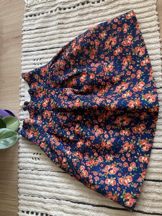 Дамска пола-балон