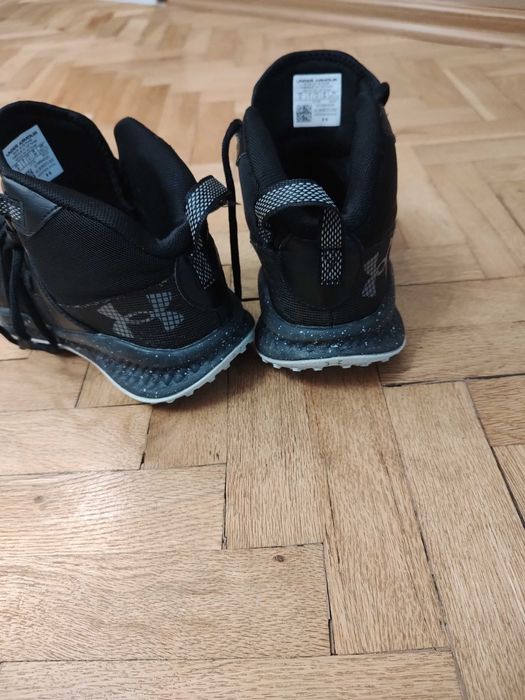 Маратонки Under armour