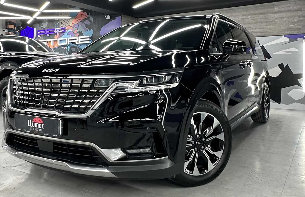 KIA Carnival сотилади