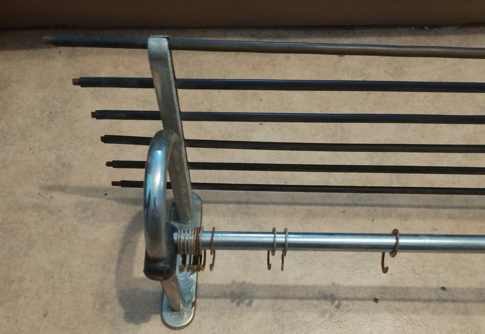 Стенна закачалка