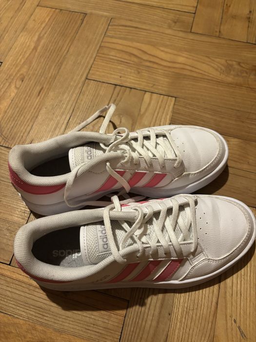 Маратонки adidas