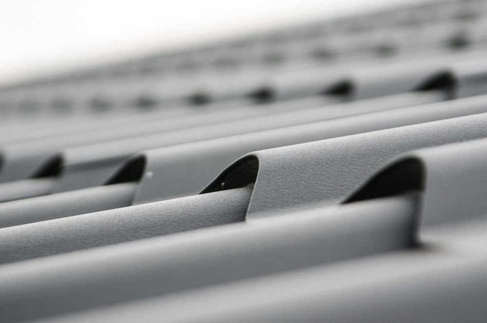 Acoperisuri Perfecte: Reparatii Acoperisuri - Montaj Tigla Metalica