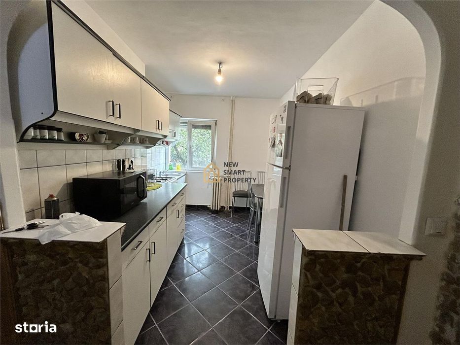 De vanzare apartament 3 camere Nufarul, etaj 1