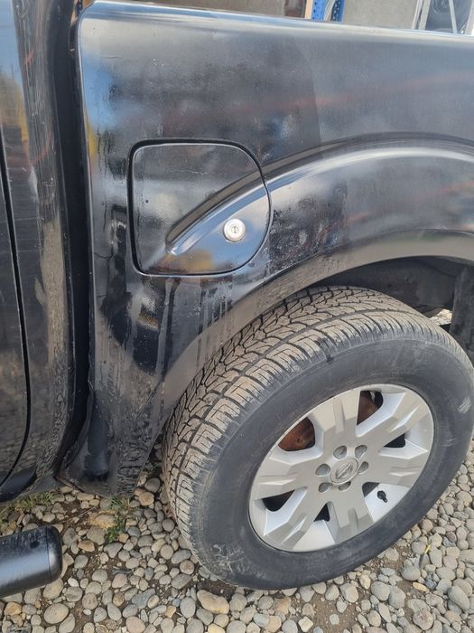 Bena Nissan Navara D40 2006 - 2010 Black Metallic GN0 (1634) Garantie