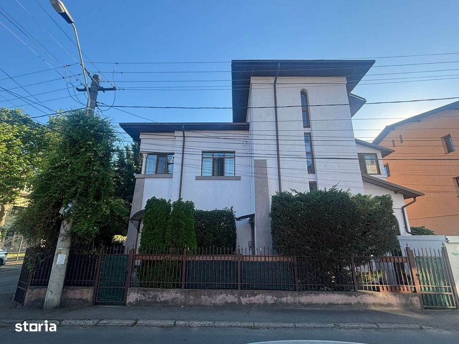 4 camere in Vila Interbelica, zona Democratiei