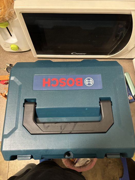 Bormasina isurubat impact Bosch Pro Core 30V