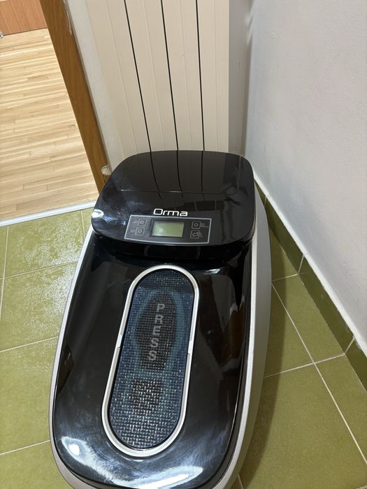 Dispenser automat pentru incaltaminte