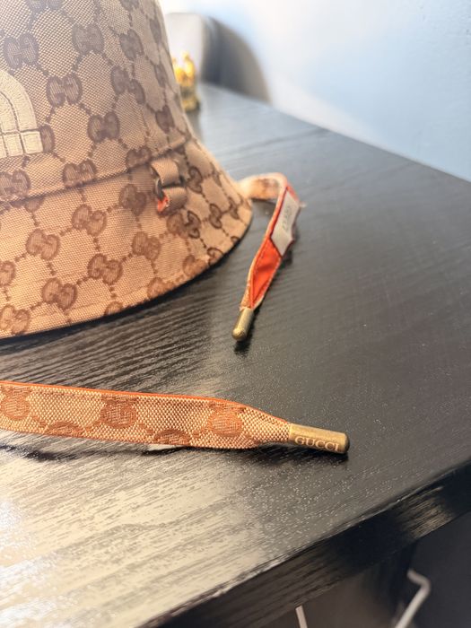 Двулицева шапка GUCCI THE NORTH FACE