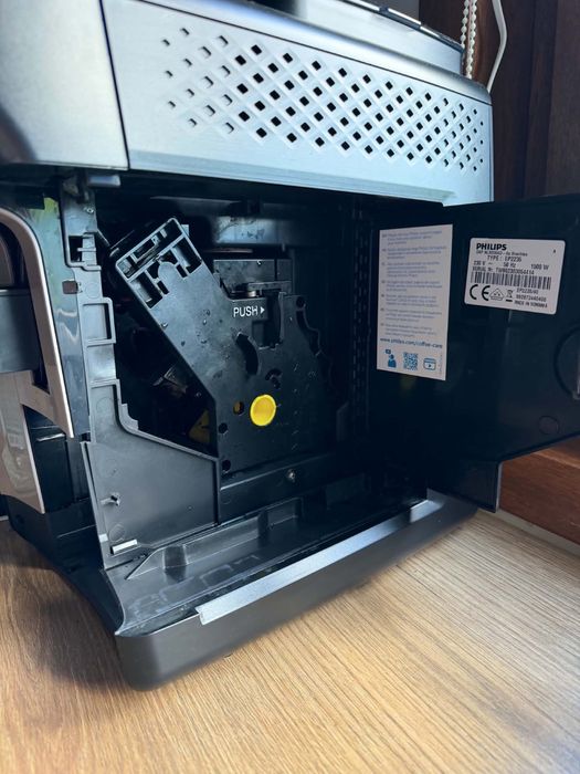 Кафеавтомат Philips LatteGo-2235