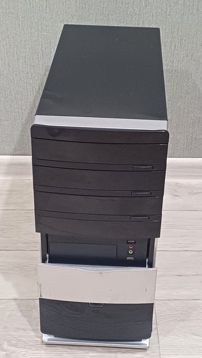 Продам компьютер 
Процессор: Intel Core i5-3570
Видеокарта: GTX 6