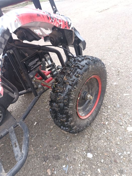Vând ATV copii benzina defect