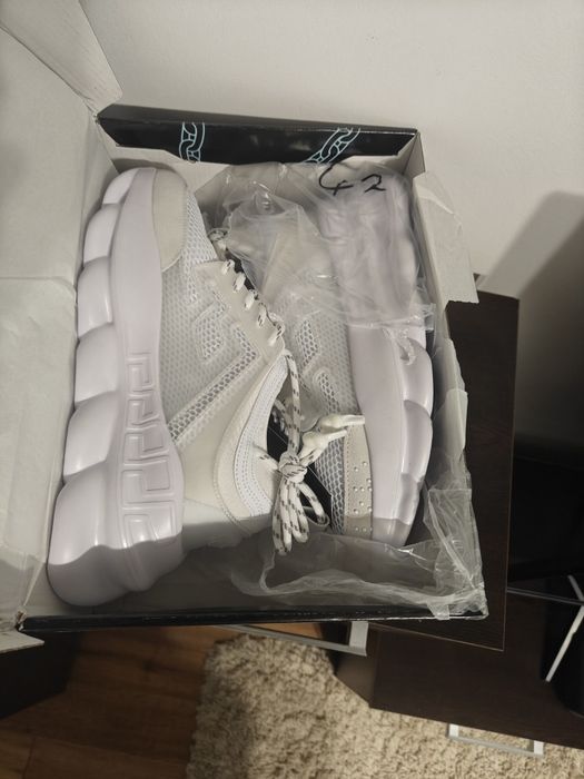 Versace Chain Reaction Mărime 42 Noi ALBI
