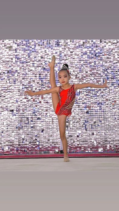 Купальник для художественной гимнастики