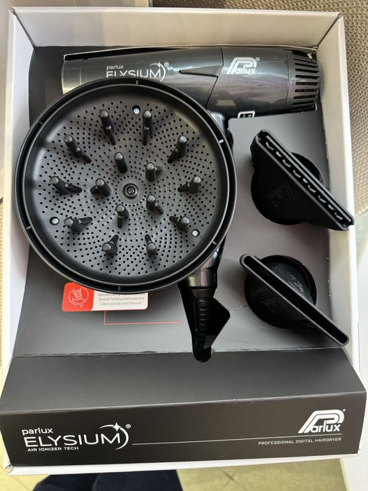 Професионален сешоар Parlux