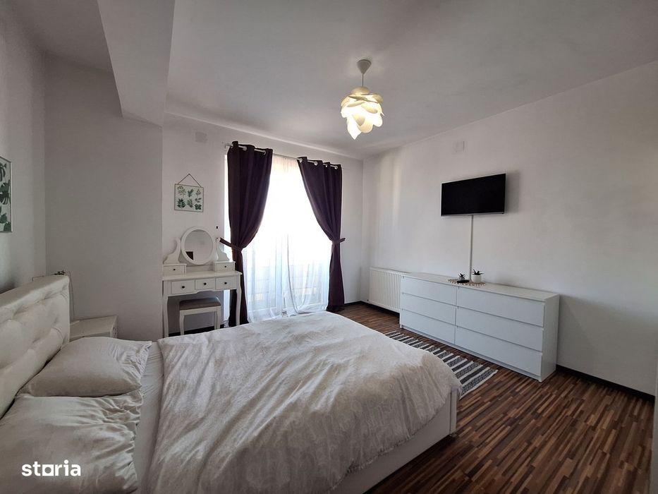 Apartament cu 3 camere, 59 mp, 2 balcoane, zona Florilor — fotografia 1