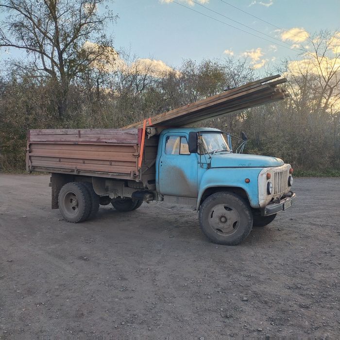 Газ 53  самосвал.