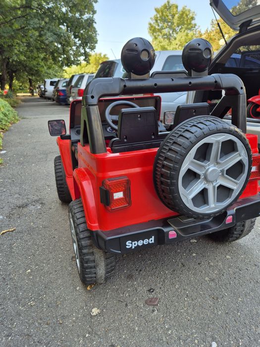 Детски алкумолаторен джип