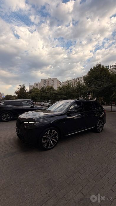 Bmw x7 xDrive40i full