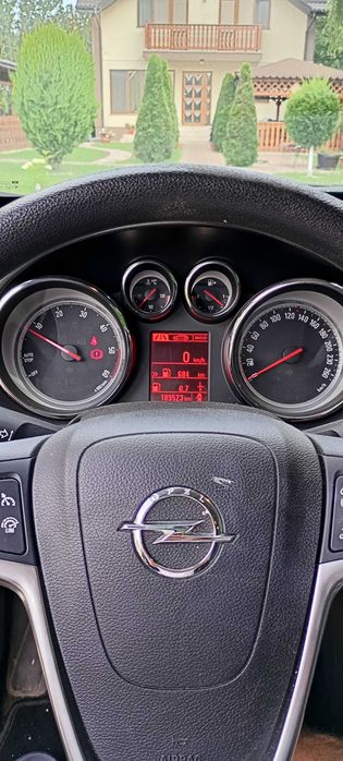 Opel Astra j 2015