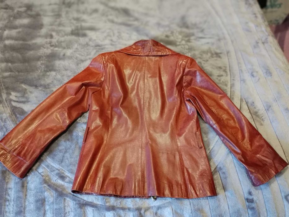 Кожено пролетно яке