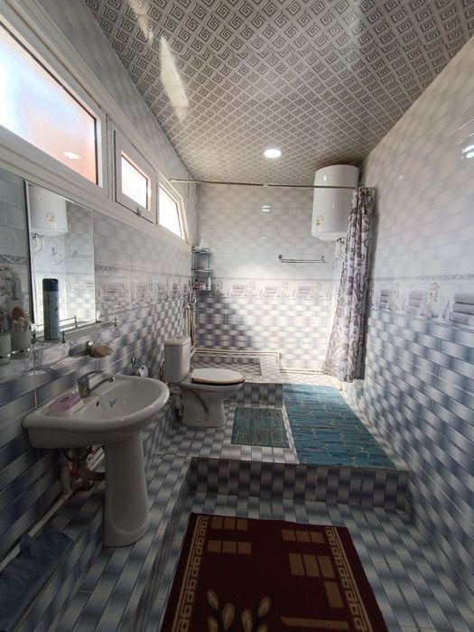 Ховли уй сотилади