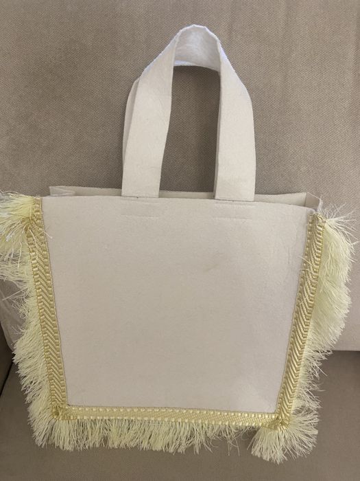 Пррдам новый коржын в отличном состоянии