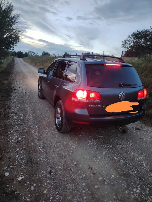 Vând Volkswagen Touareg