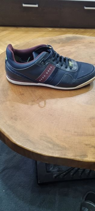 Обувки Boss,42 номер