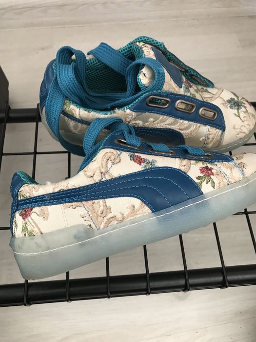 Adidasi nr 38 broderie /deosebiti