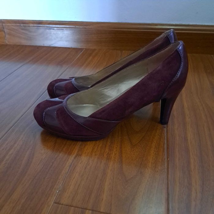 incaltaminte piele putin purtate