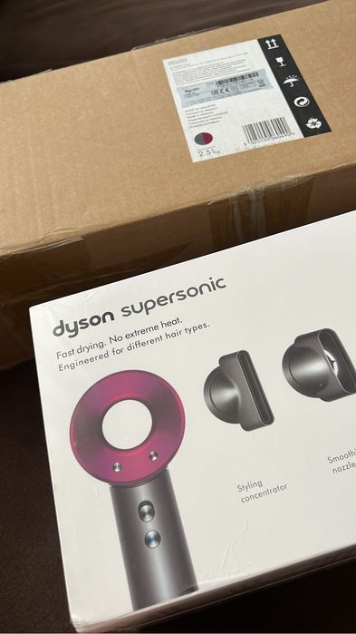 Продам Dyson Фен