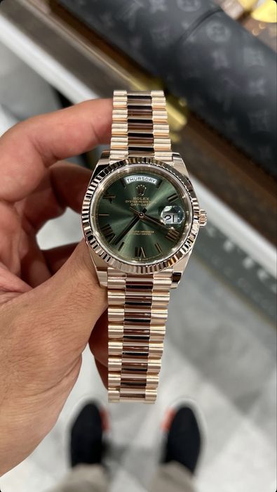 Rolex Day-Date Olive Dial Everose Gold 40mm