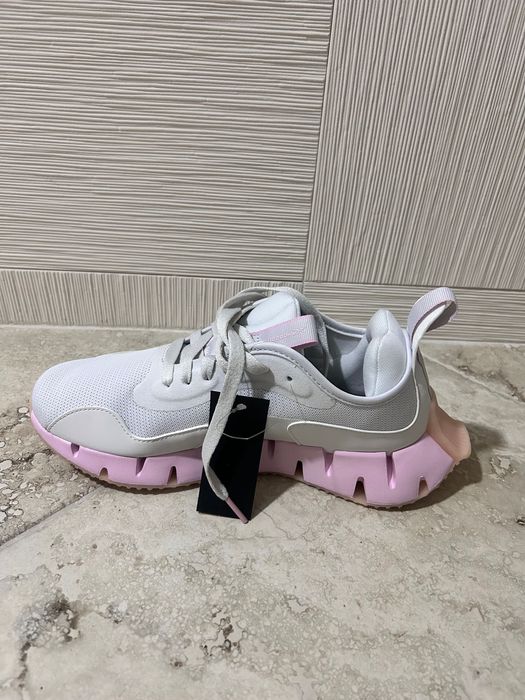 Чисто нови Маратонки Reebok