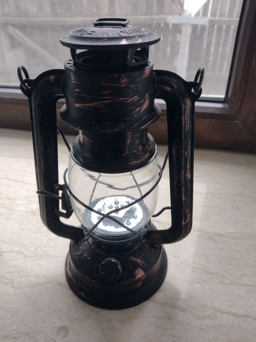 Lampa cu baterii
