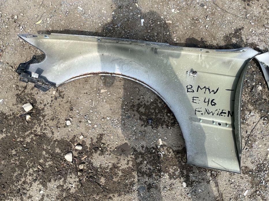 Оригинален Десен  калник  за БМВ Е 46 фейс седан, комби 2002- 2005г
