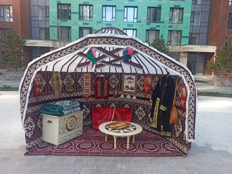 Полу юрты на наурыз