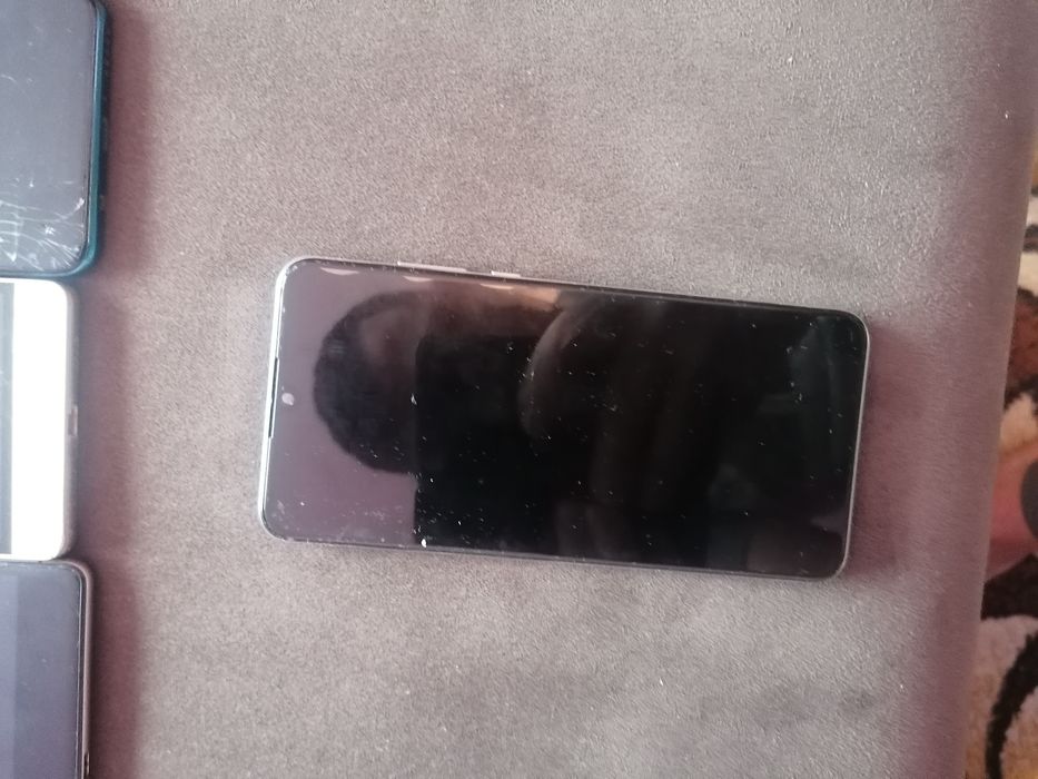 Telefoane funcționale și ptr piese