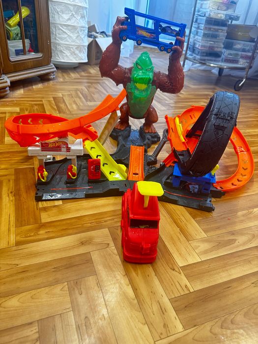 Трассы hot wheels