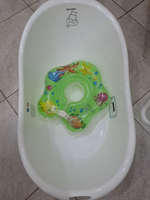 Продам ванночку детскую