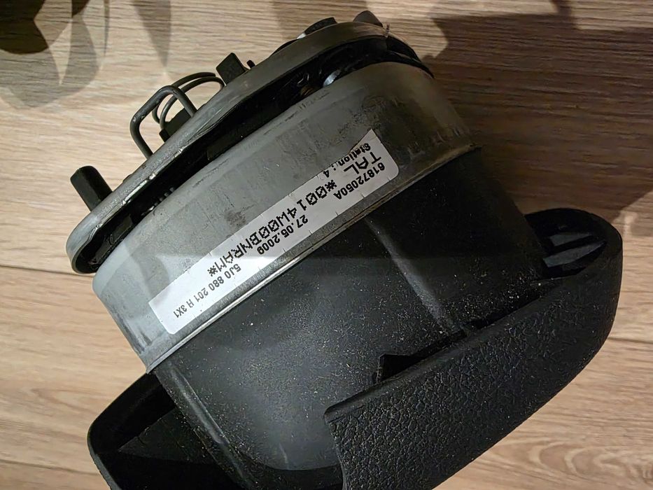 Vând Kit Airbag Skoda.
Airbag volan Airbag+ capac pasager,
centuri